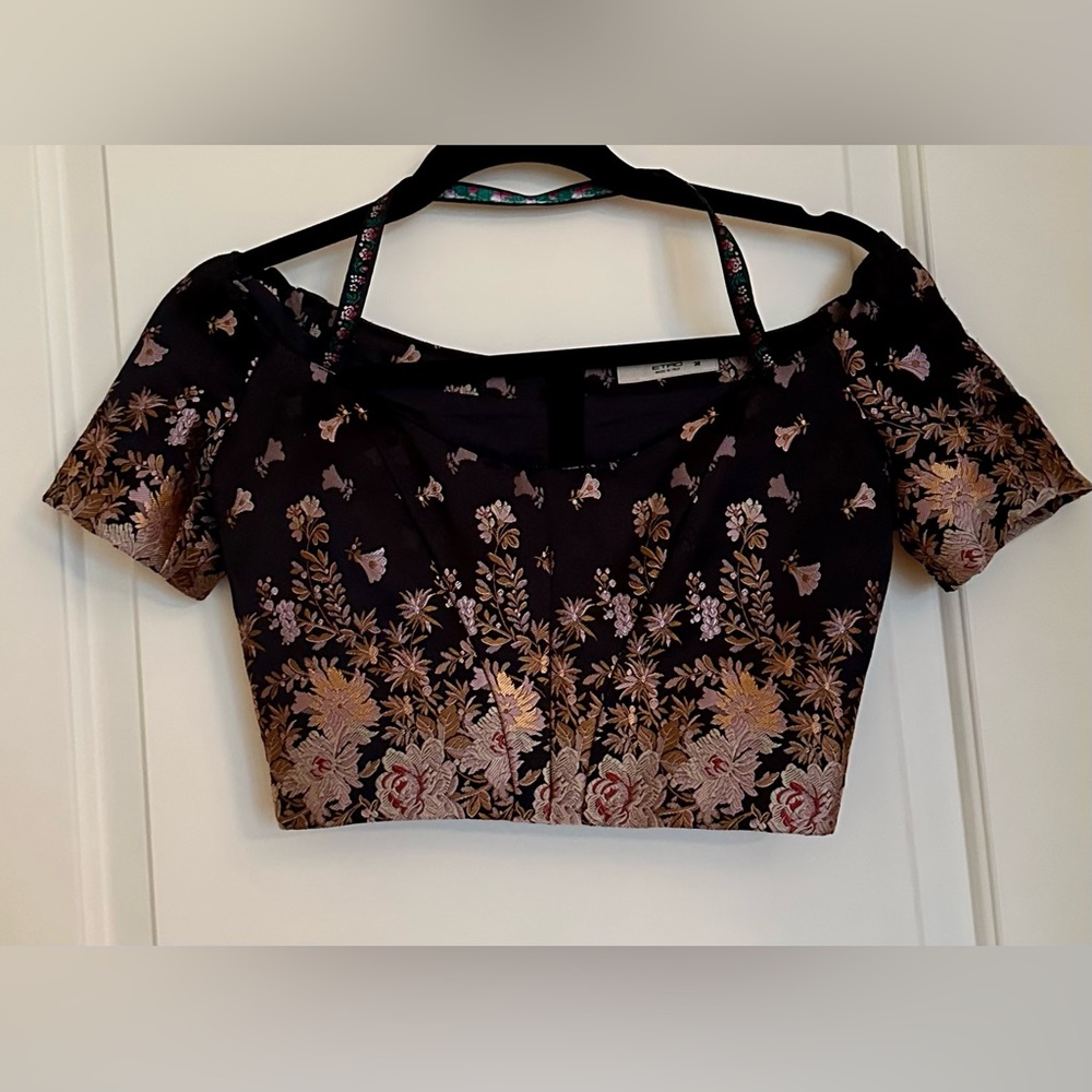ETRO Italy Unique Floral Crop XS